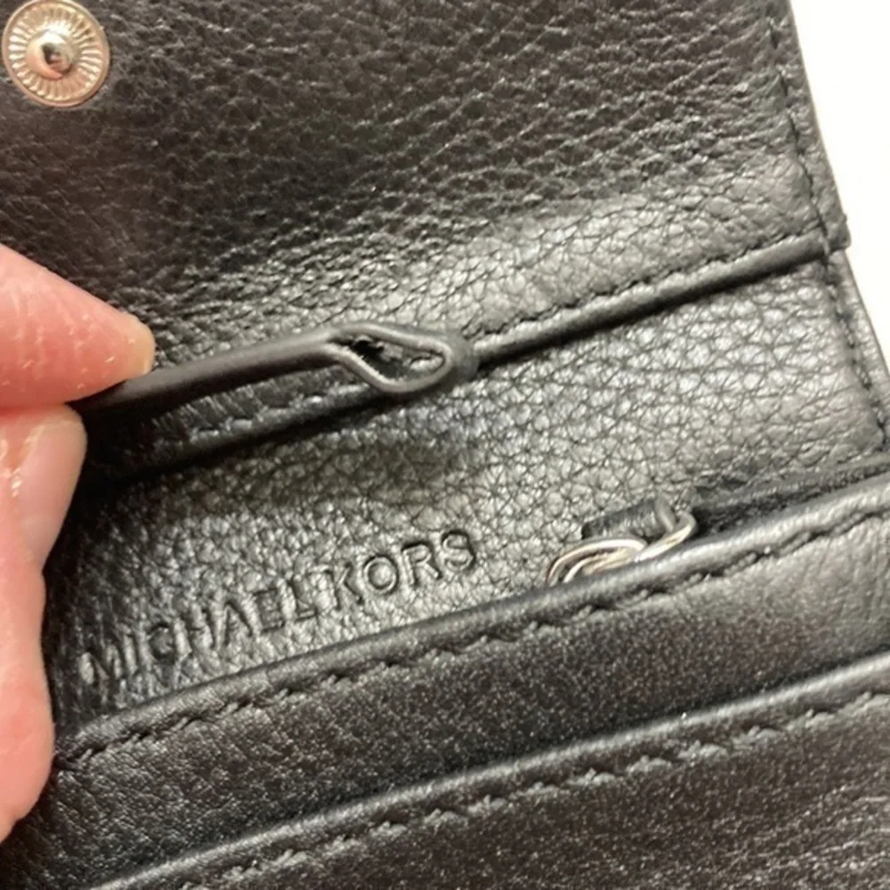 Michael kors black leather mini wallet